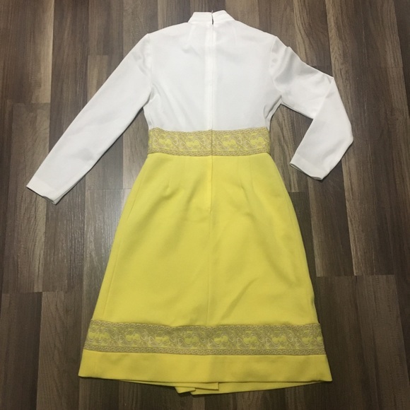 70s Mock Neck Dress - Picture 2 of 10